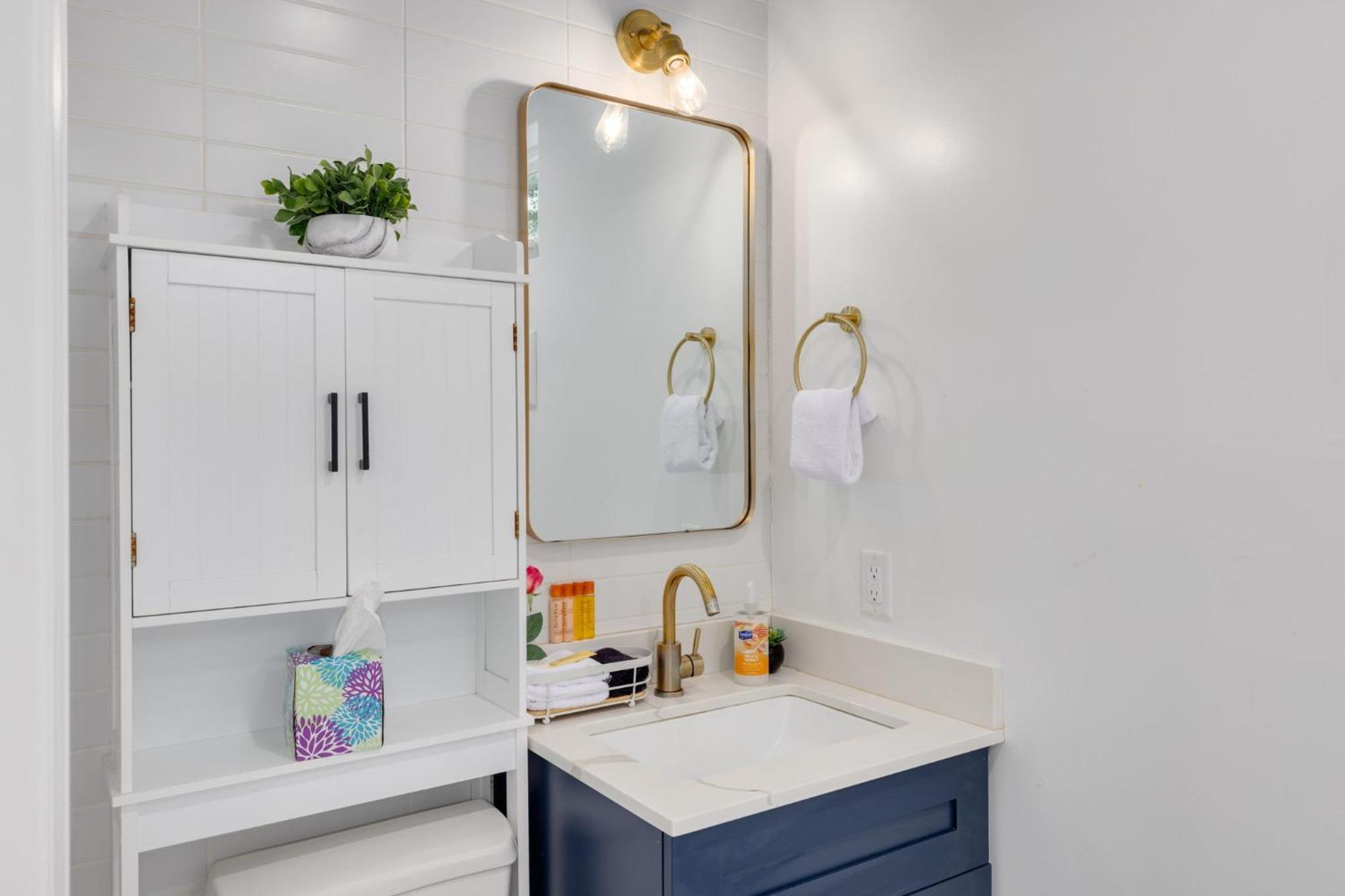 Shelly - Cozy 1 Bedroom Tiny Home With Pool Dunedin Bagian luar foto